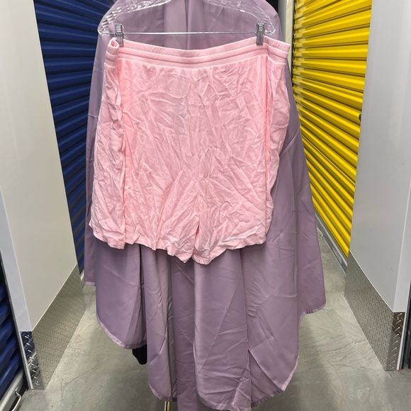 Torrid Gauze Mid Rise Pull on Shorts light Pink | size 3 runs big - Picture 3 of 5